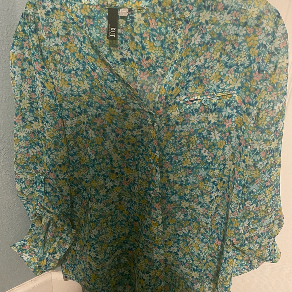 Kut from the Kloth Blue Floral Blouse